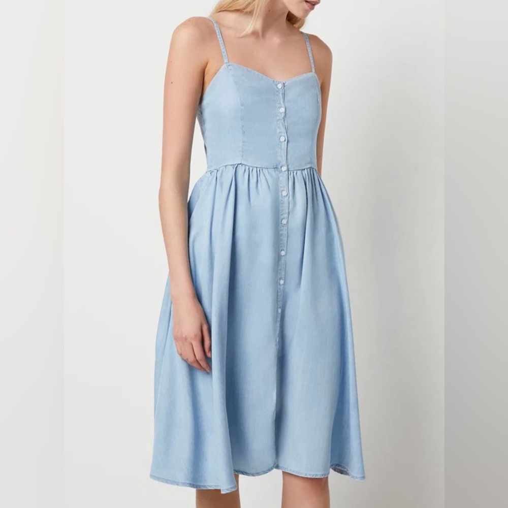 H&M Lyocell Denim Jeans Light Blue Sleeveless Fit Flare Midi Chambray Dress XS